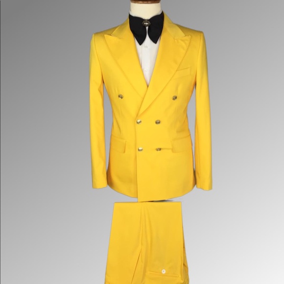 Men’s Yellow double breasted suit